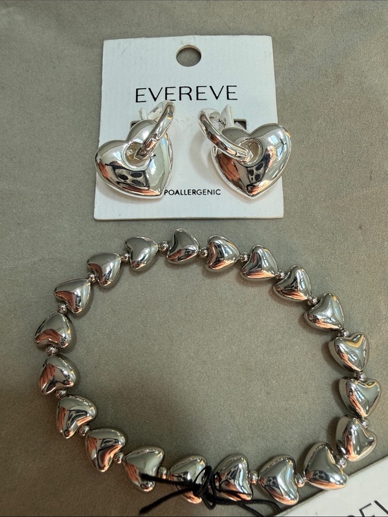 Evereve Jewelry - Evereve Silver Heart Bracelet with Matching Heart Earrings